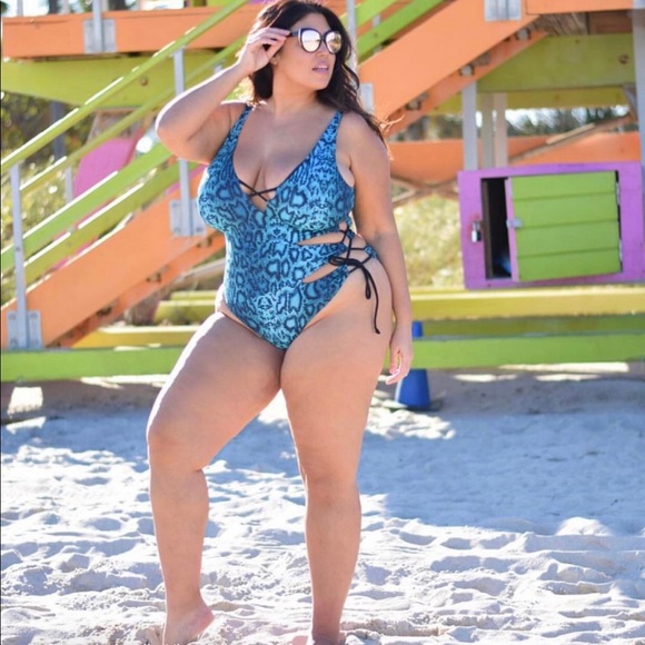 Ashley Graham X Swimsuits For All Python Cut Out - Picture 2 of 5